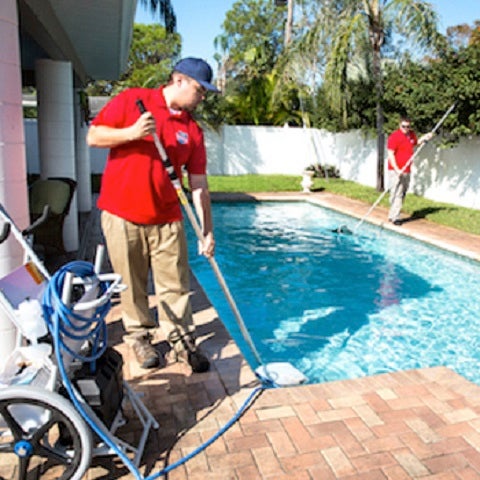 Commercial Pool Cleaning