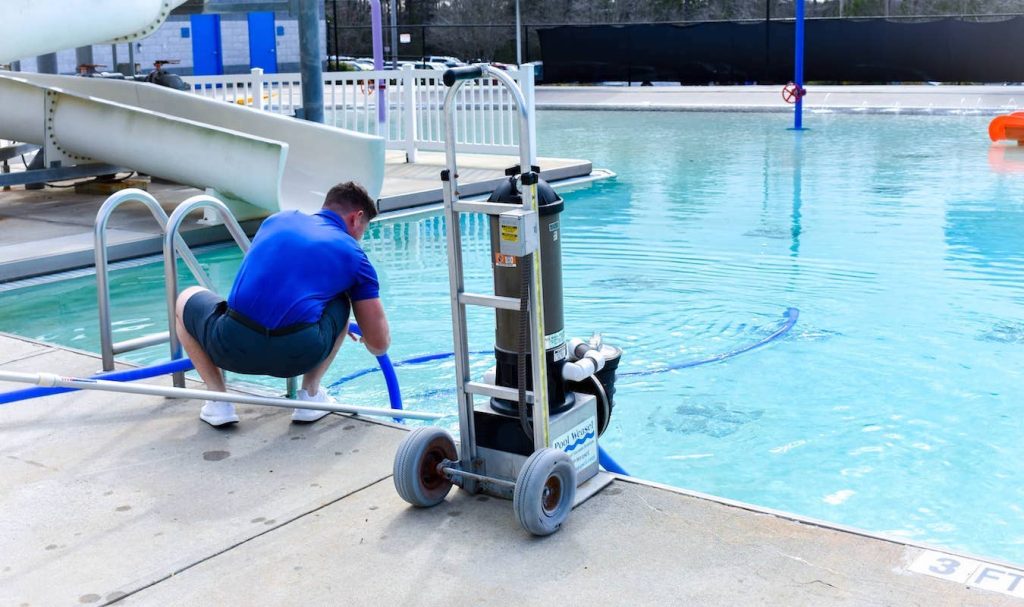 Commercial Pool Cleaning