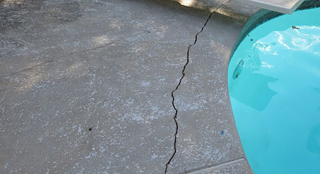Pool Cracks