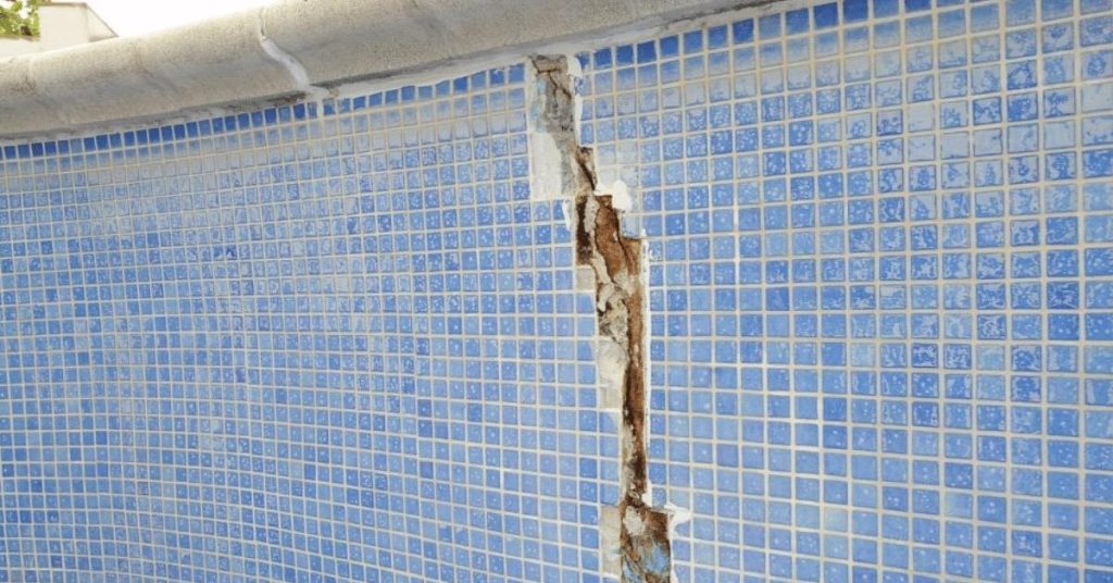 Pool Cracks